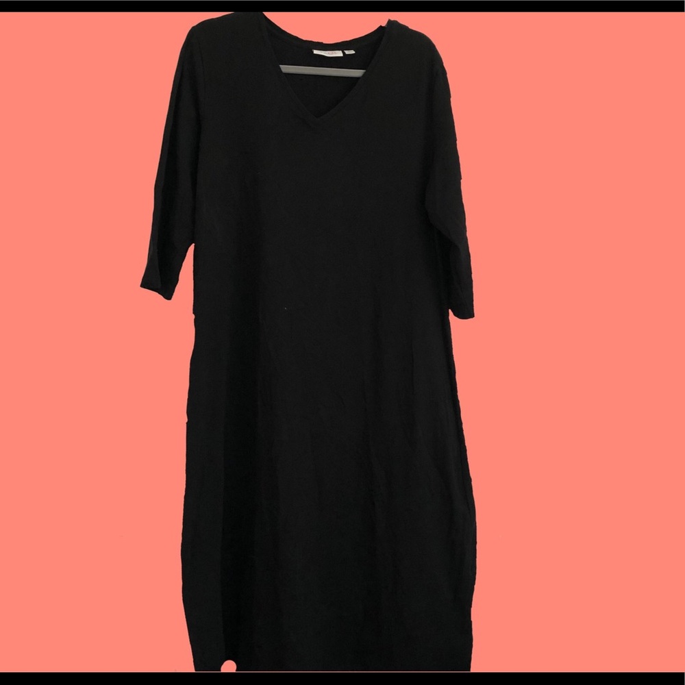 D&Co Black V-Neck Dress w 3/4 Sleeves Sz L